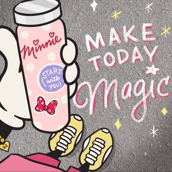 ITโS A MARVELOUS MINNIE MONDAY - Picture 2 of 16